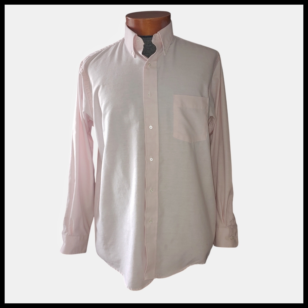 Arrow Men's Light Pink Button-Down Dress Shirt